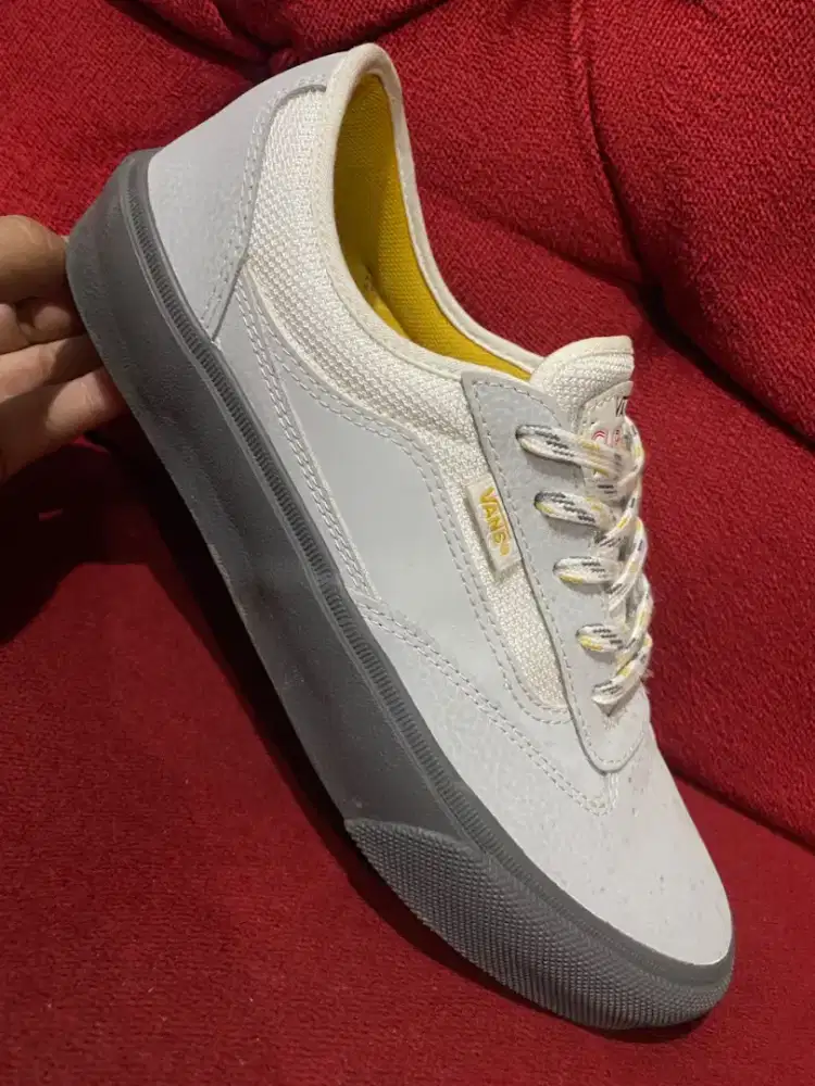 Jual Vans original 100% official store medan