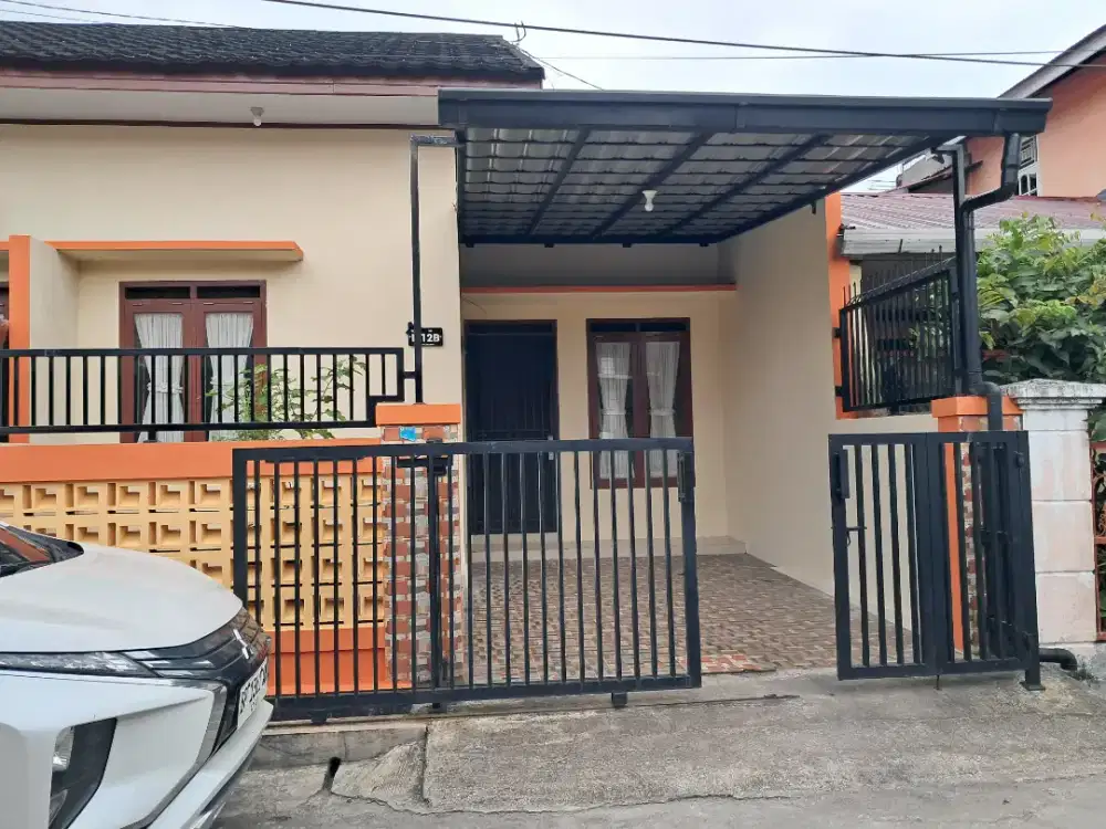 Disewakan rumah pertahun