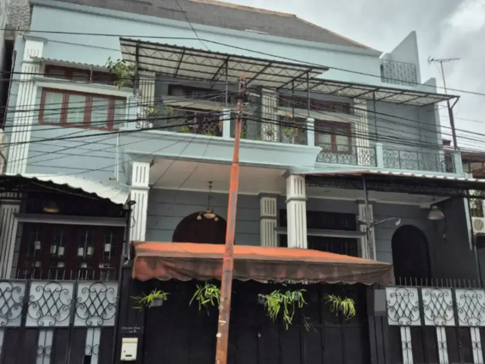 DIJUAL RUMAH LUAS 4 LANTAI RADIO DALAM JAKSEL