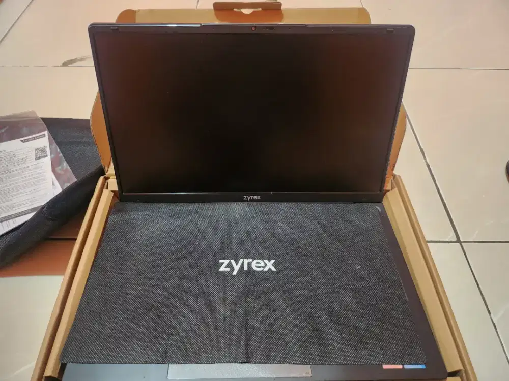 Dijual laptop Zyrex