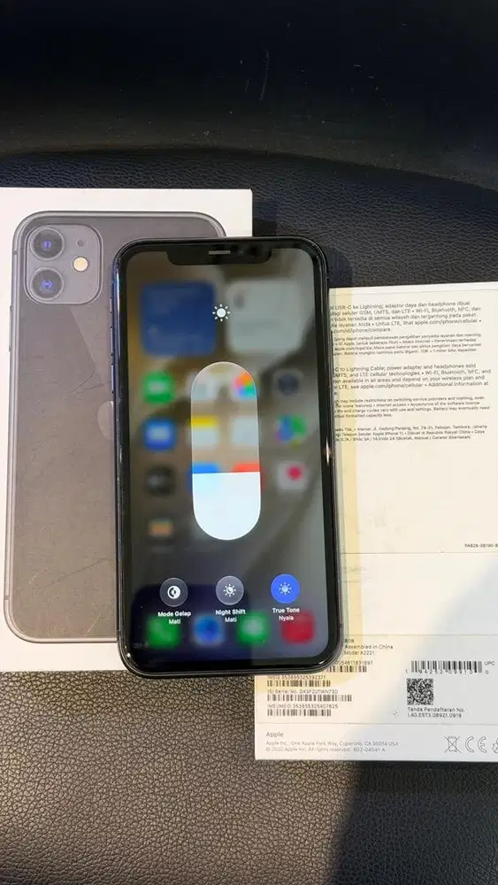 Iphone 11 Black 128GB Resmi Ibox Lengkap