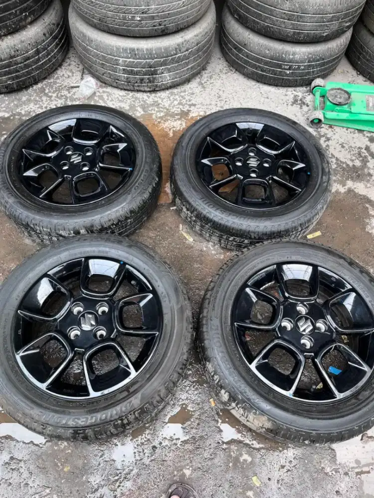 Velg original Suzuki ignis ring 15 pcd 4x100 ban Bridgestone 175/65R15