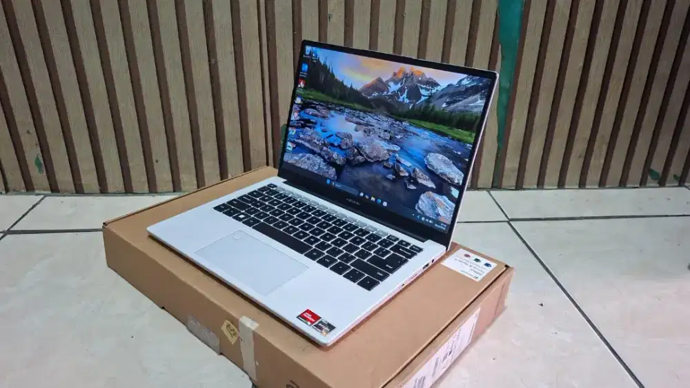 ADVAN WORKPLUS 1701 AMD RYZEN 5 RAM 16GB SSD 512GB
