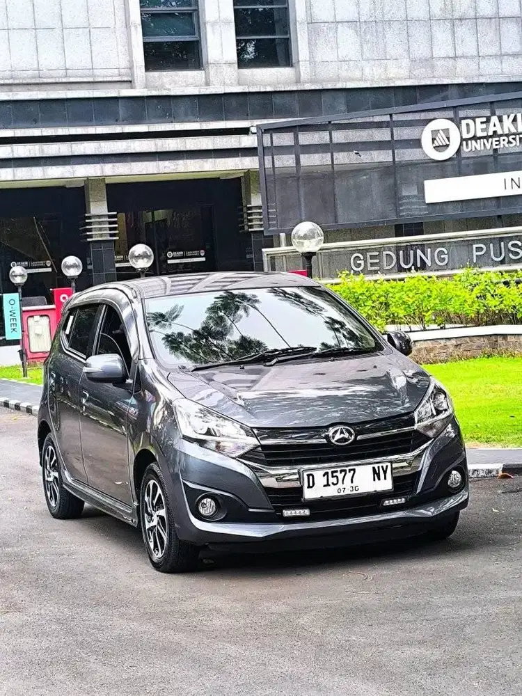 DP 9JT // DAIHATSU AYLA R DELUXE 1.2 AT 2019
