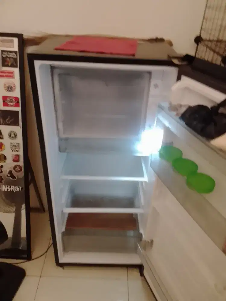 KULKAS AQUA 1 PINTU