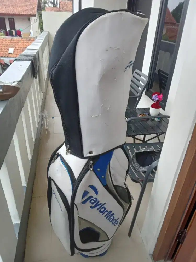 bag golf atau tas golf