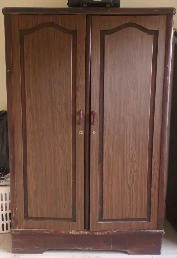 Dijual lemari kayu jati harga nego