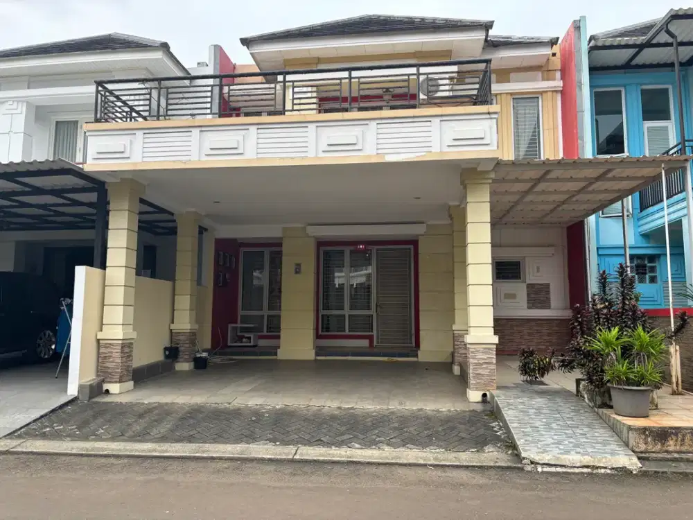 Rumah Kokoh 2 Lantai, Rapi Siap Huni Full Furnished  di Kota Wisata Cibubur