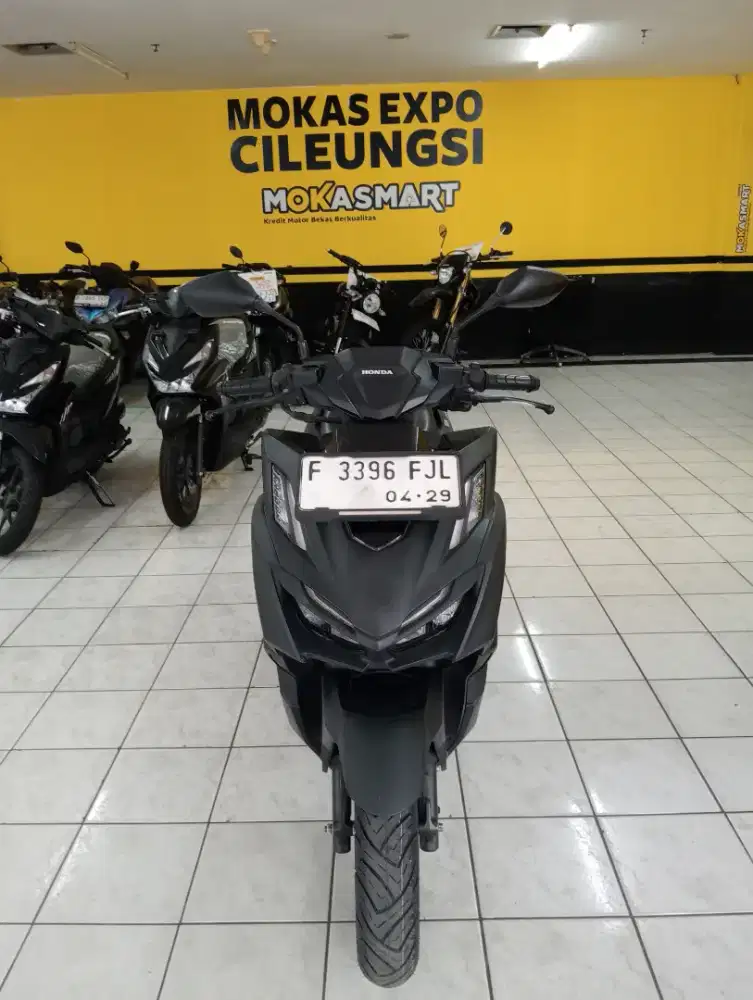Dijual motor Honda Vario 160 abs 2024