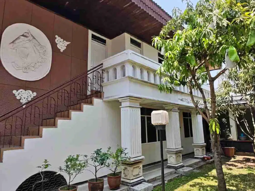 Dijual Cepat Rumah Luas Di Taman Slamet Malang