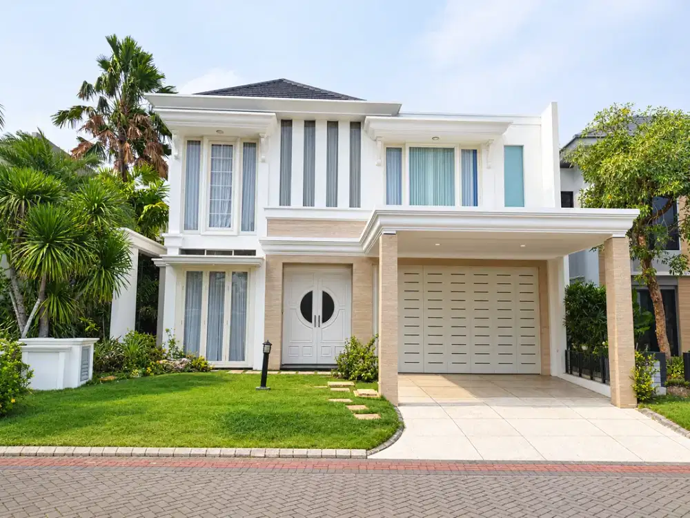 RUMAH PAKUWON CITY SEMI FURNISH PALM BEACH