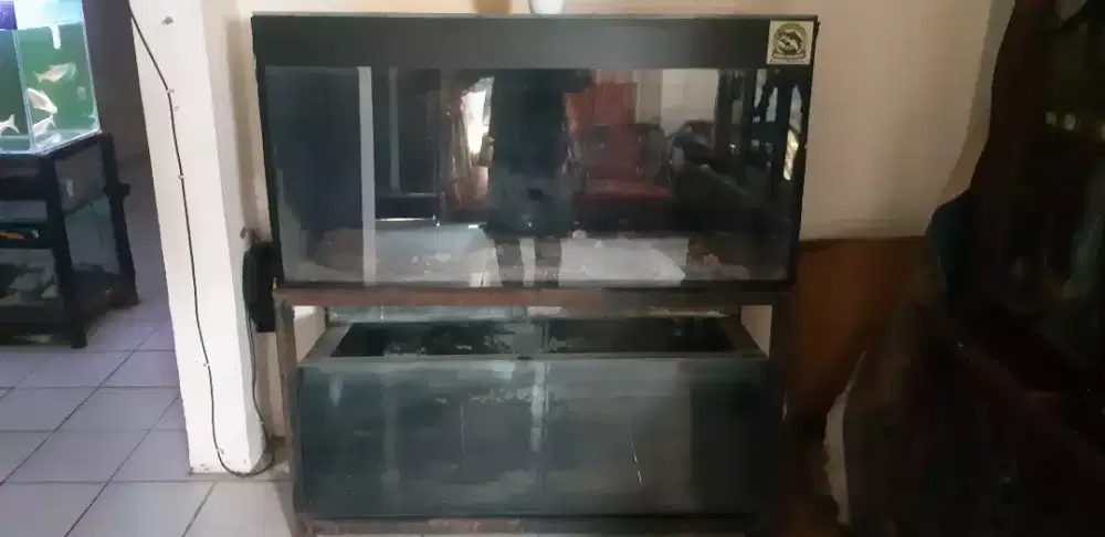 Aquarium 120 cm
