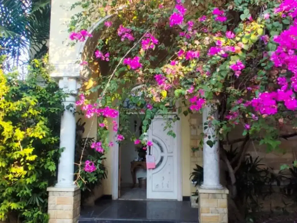 VILLA BUKIT MAS  CLUSTER VICTORIAN KLASIK MEWAH BONUS VIEW GOLF