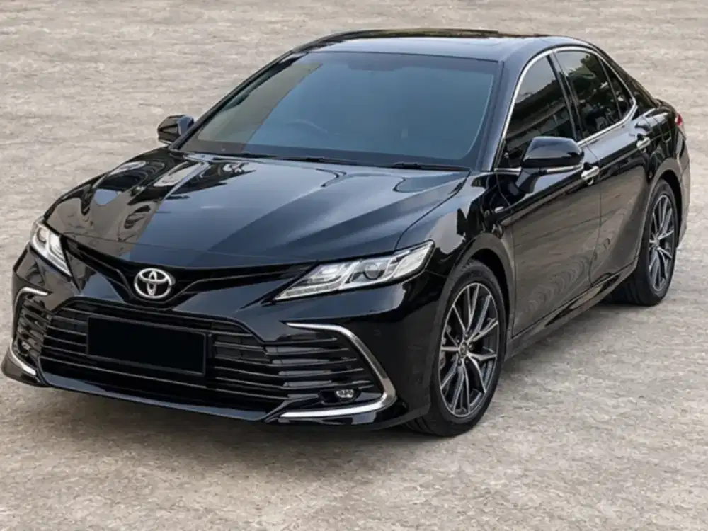 Toyota Camry 2.5 V Edisi Anniversary 50th