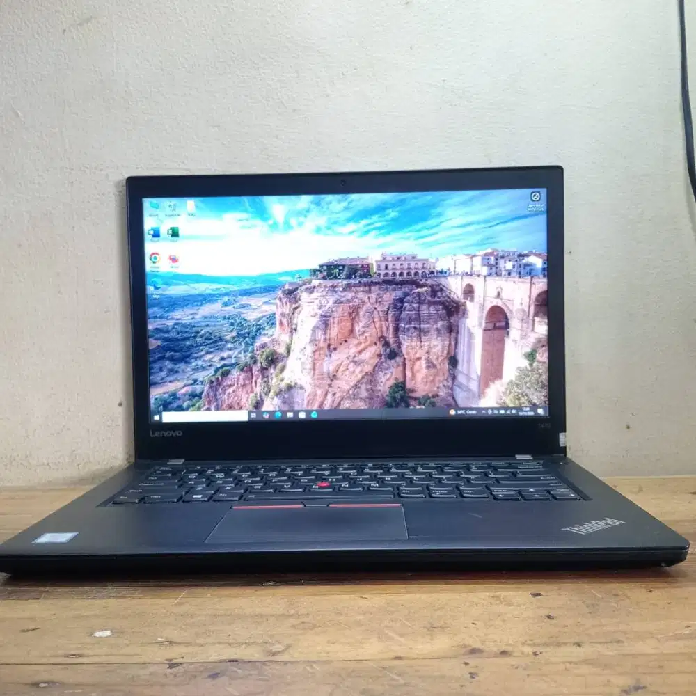 Lenovo Thinkpad T470 core i7-6600U Ram 8 GB SSD 256 GB