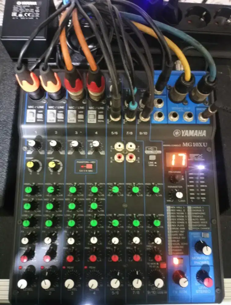 Mixer Yamaha MG10XU dan Speaker Aktif Yamaha DBR12