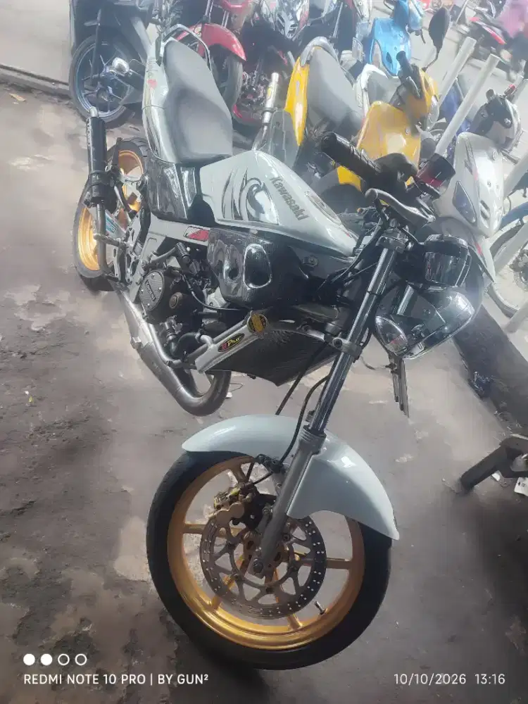 JUAL CEPAT KAWASAKI NINJA UP SS