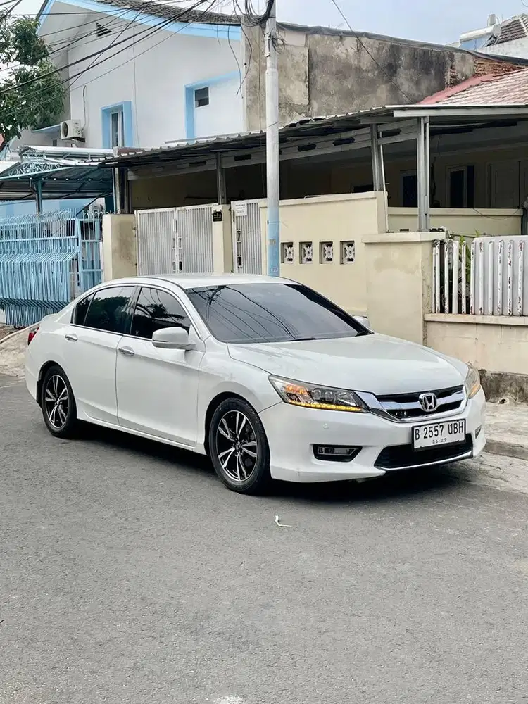 Honda Accord 2.4 Vtil 2014 Bensin