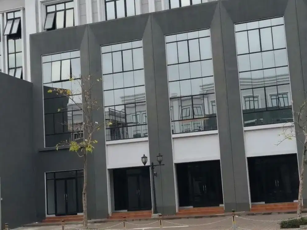 DISEWAKAN / DIJUAL RUKO SEDAYU CITY KELAPA GADING – 4 LANTAI, PARKIR LUAS