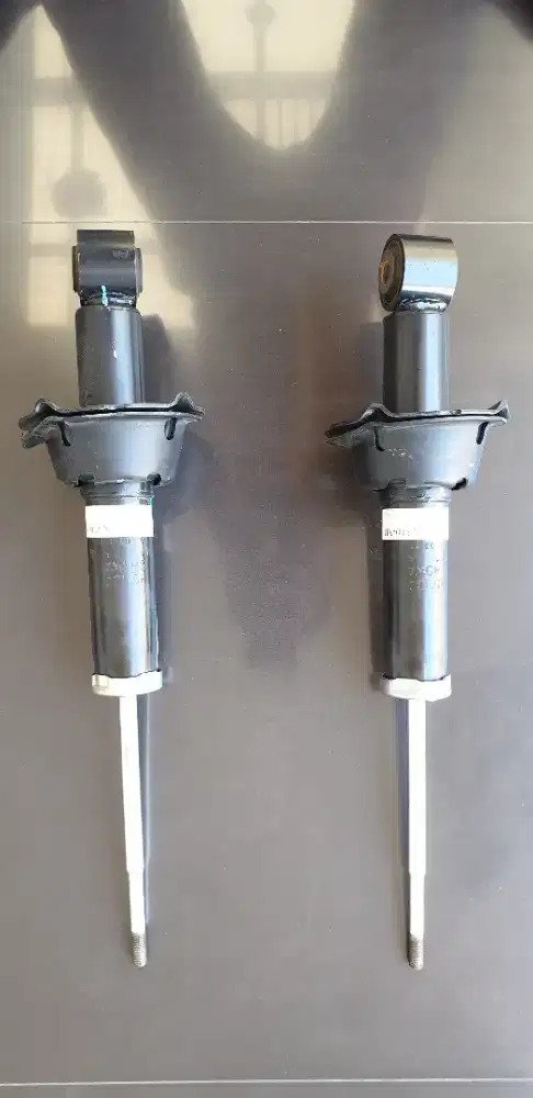 100% ORI 1Set SHOCKBEAKER BELAKANG CRV GEN3 SiapPakai BUKTIKAN