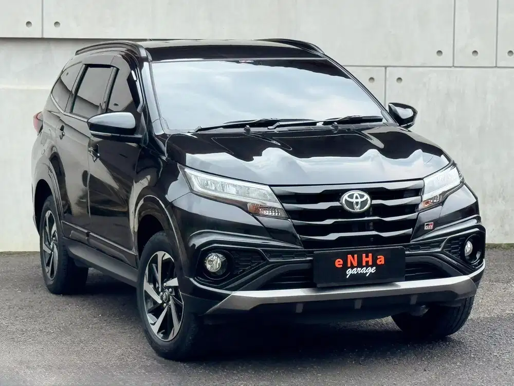 KM 7rb.. Toyota All New Rush GR 1.5 A/T 2025.. eNHa Garage Semarang