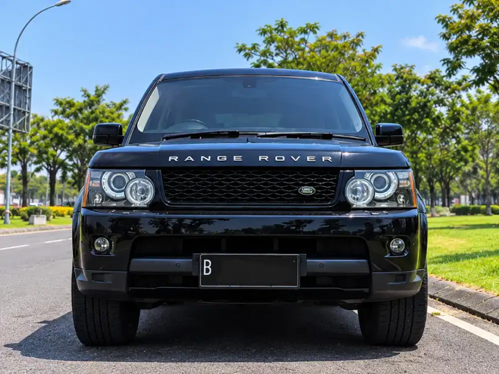 RANGE ROVER SPORT COLLECTOR ITEM FULL PEREMAJAAN 4.2 V8 AT