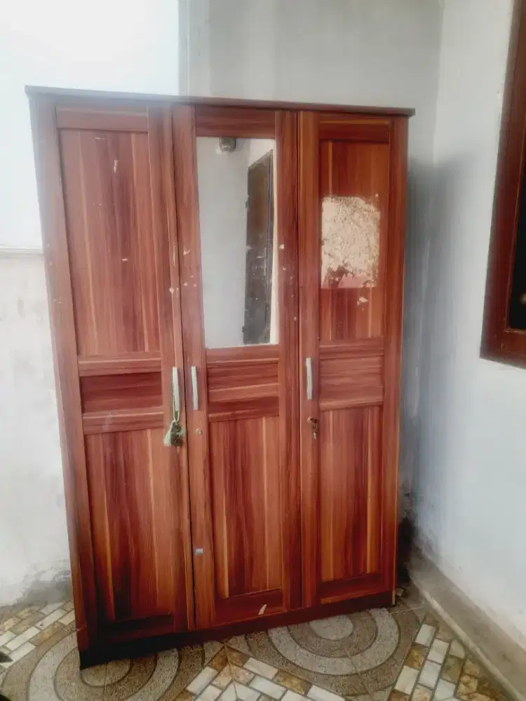 Lemari siapa cepat aja ambil no nego