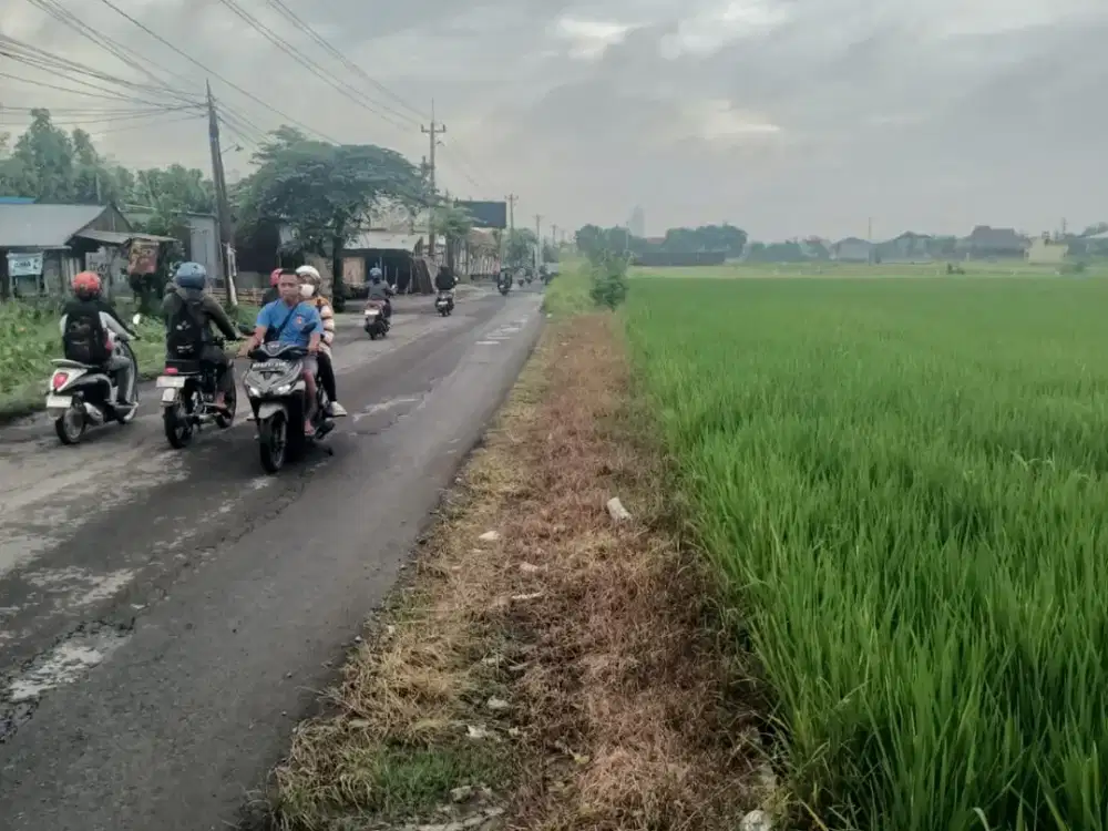 Dijual Tanah Hook 2.850 m² di Klodran, Pinggir Jalan, Lebar Muka 80 Meter – 3 Juta/m²