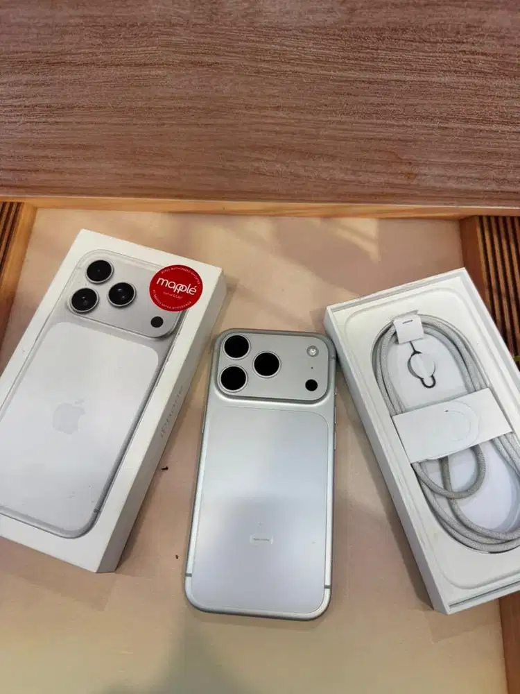 iPhone 17 Pro 256GB Silver Garansi iBox 16/03/27 BH 99%