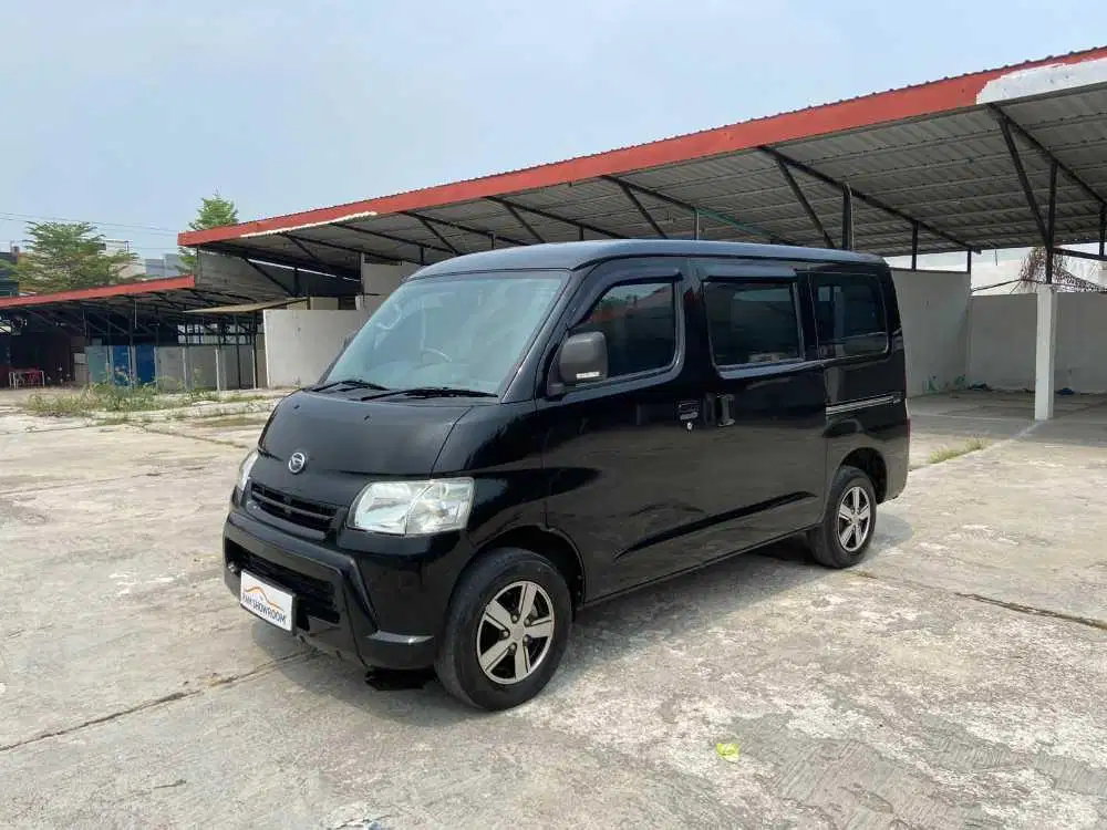 DAIHATSU GRANMAX MINIBUS MT 2022
