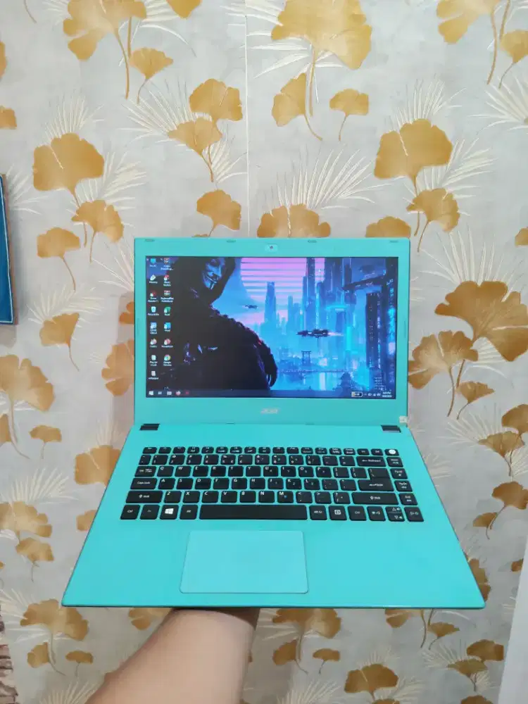 ACER ASPIRE E5-473G CORE i7 GEN 5 RAM 8GB HDD 1TB DUAL VGA
