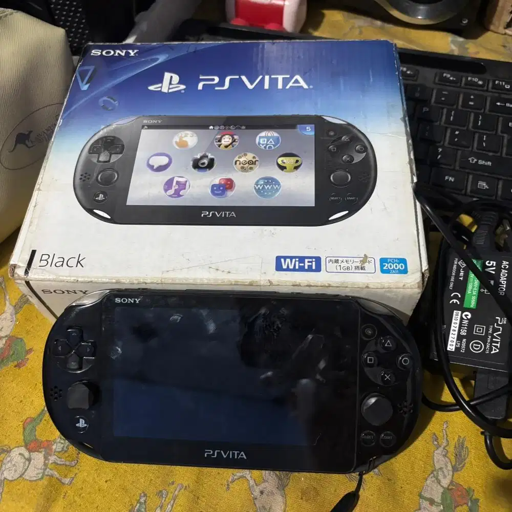 Ps Vita Slim Hitam 32GB FULL GAMES