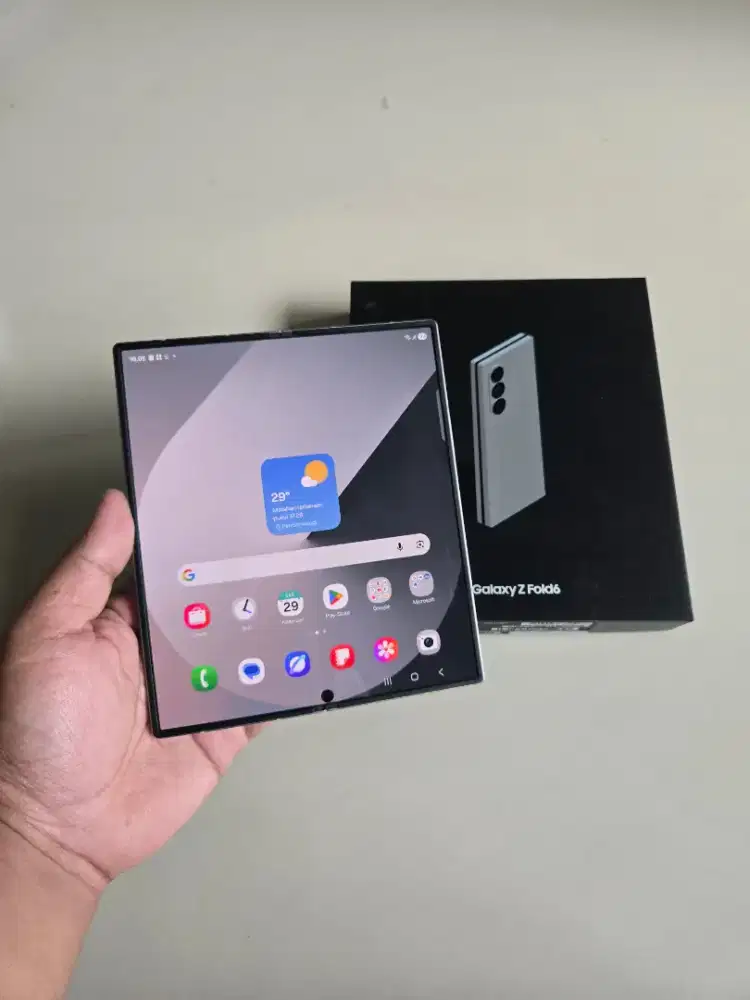 Samsung Z Fold 6 12/512 5G Silver SEIN Resmi Normal Murah Ada Minus