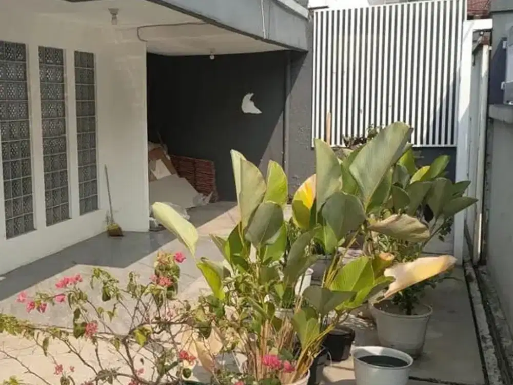 Rumah Terawat Strategis di Turangga Buahbatu Bandung
