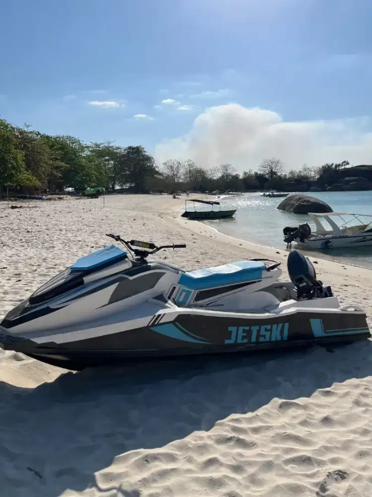 Jetski berbahan EVA + mesin