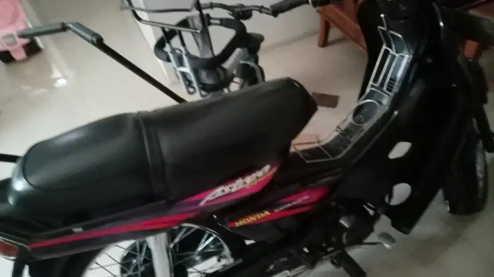 Di jual cepat motor gren th1997
