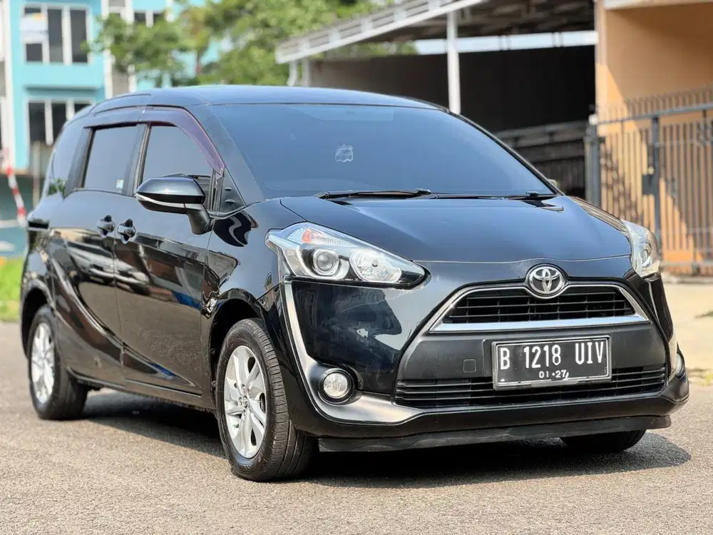 [ SIAP PAKAI ] Toyota Sienta G 1.5 MT 2016 Hitam