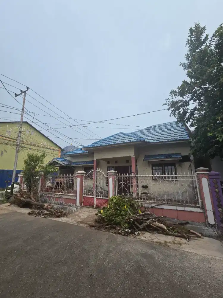 Jual rumah tengah kota banjarbaru