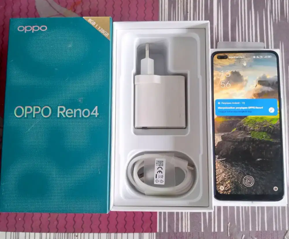 Oppo reno 4 8/128 fulset mulus nominus