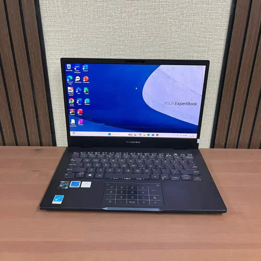 Asus Expertbook B3302CEA | Core i7 Gen 11 | Dual Slot SSD | Numberpad