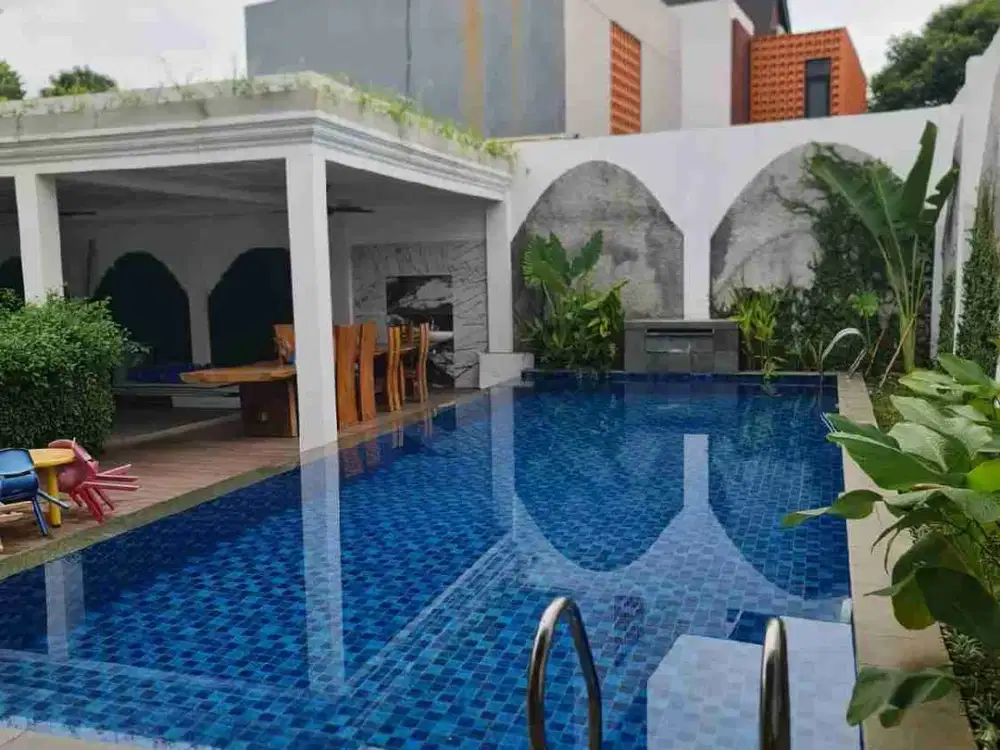 JUAL Rumah Luxury American Style di Jatiwarna Bekasi