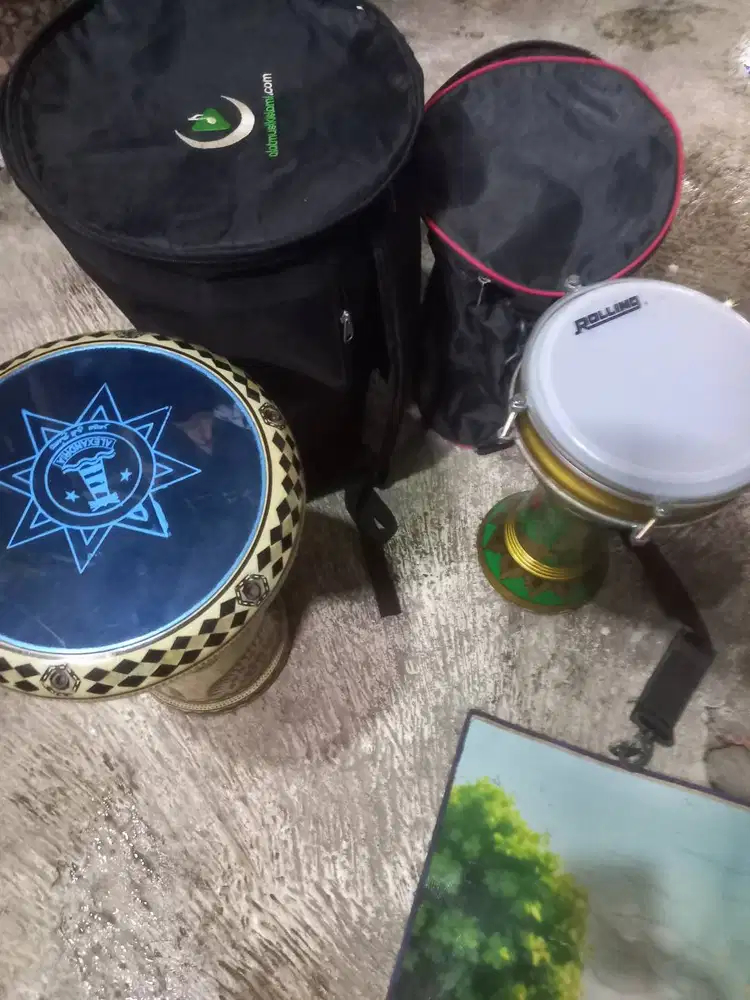 Darbuka Alexandria dan dumpuk batu
