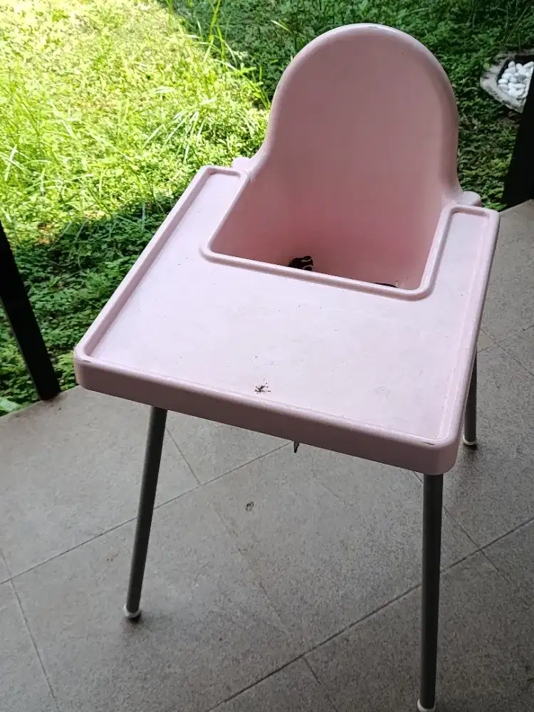 Kursi Makan Bayi IKEA ANTILOP Pink + Baki + Tali Pengaman