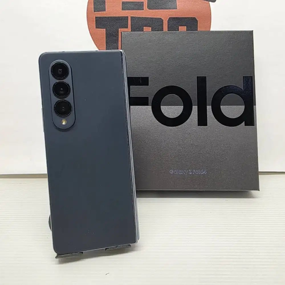 Samsung Z Fold 4 FULLSET 12/256GB No Minus No Kendala Normal
