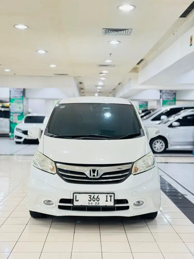 Honda Freed E PSD 1.5 Matic 2013