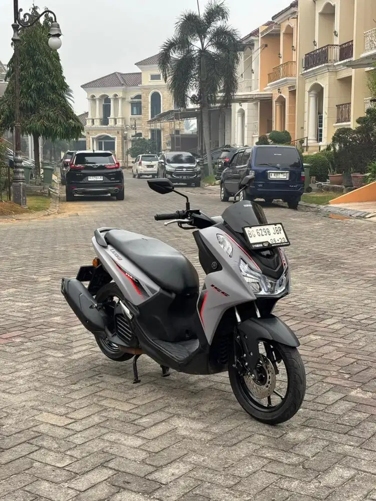 LEXI NEW 155 CC 2025 NIK 2024 GRAY WARNA ABU