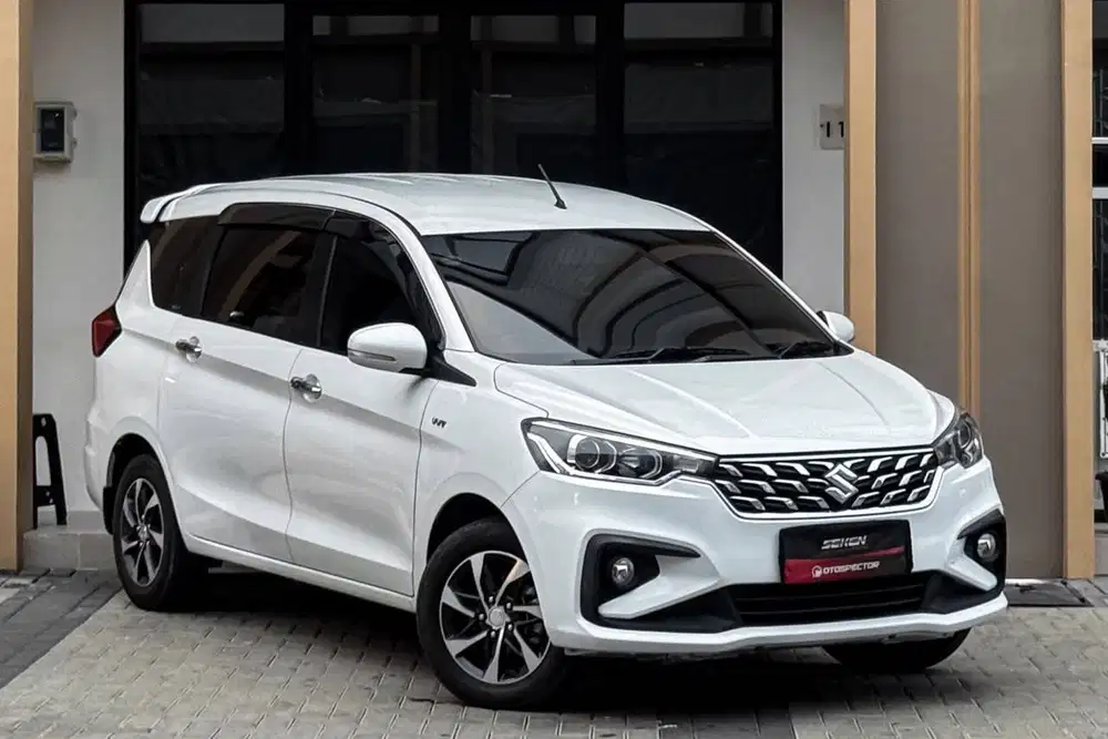Suzuki Ertiga 1.5GX 1.5 GX Hybrid AT Matic 2025 Putih Metalik.