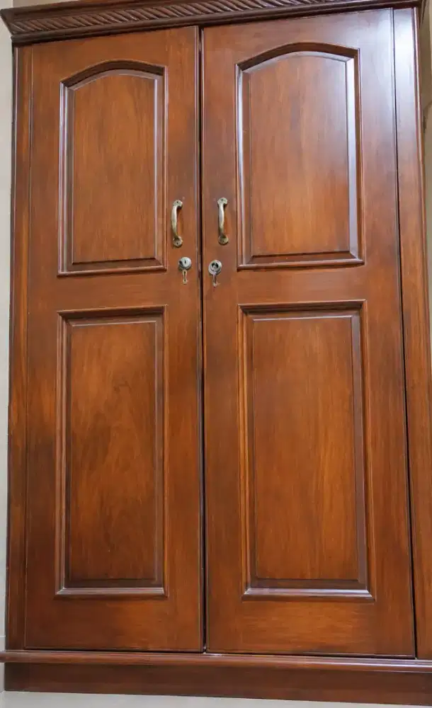 LEMARI JATI ASLI 2 PINTU