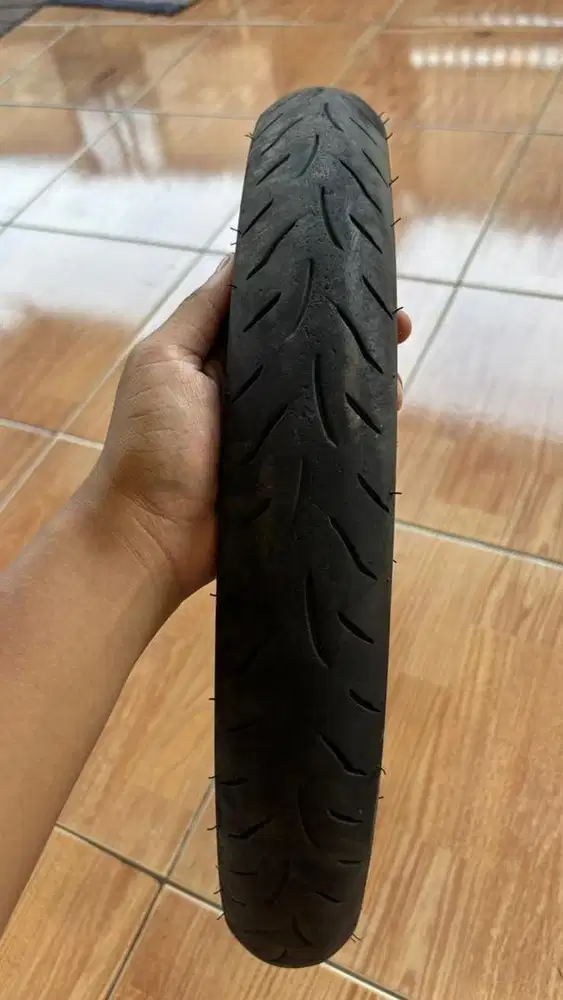 Ban Motor Bekas