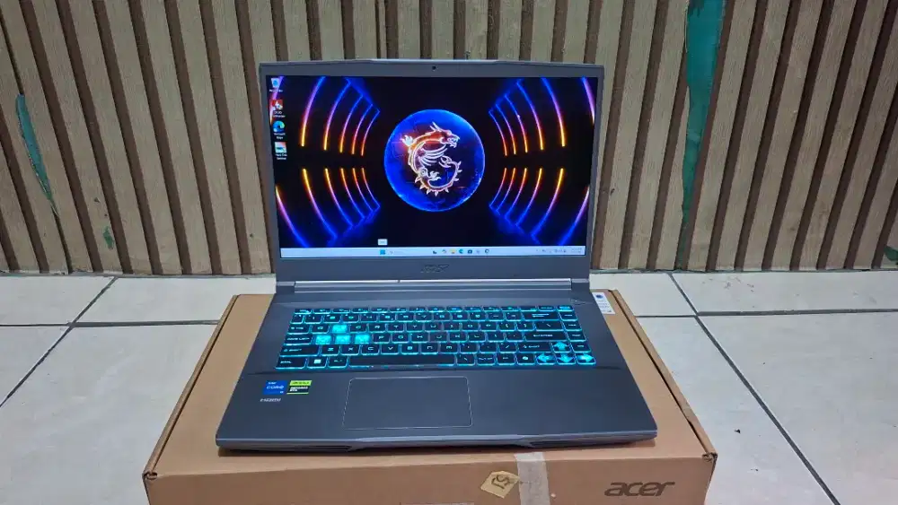 Laptop Msi Thin 15 B12VE Core i5-12450H 8/512 RTX 4050 6GB